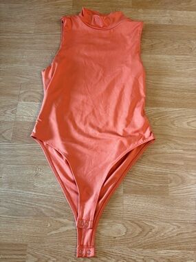 Forever 21 Coral Sleeveless High-Neck women’s Bodysuit